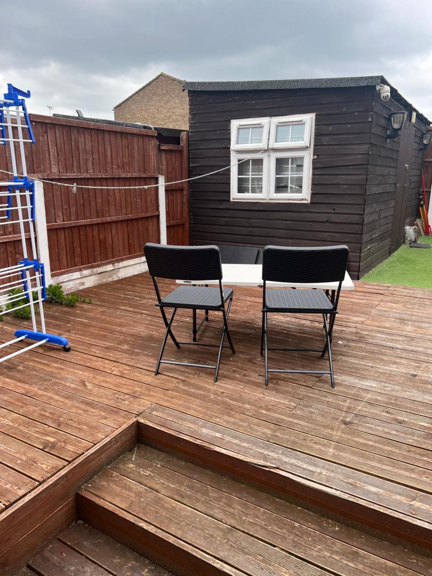 NevendonBasildon Essex Modern 3 Bed House For 7 Guests Free Parking And Wifi公寓 外观 照片